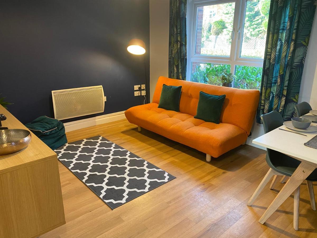 Lime Tree Apartment Coventry Exteriör bild